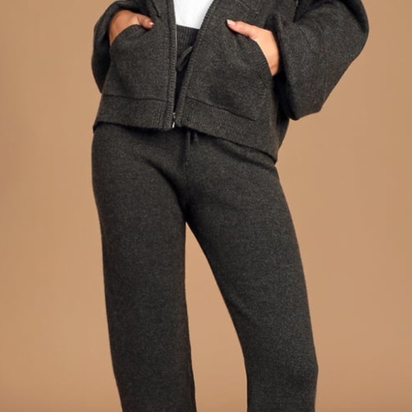 TWO PIECE Loungewear Lulus Knit Joggers & Hoodie Size S - Picture 2 of 8